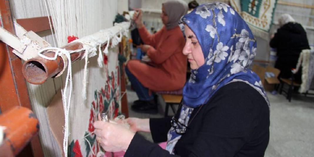 Yörenin kültürel mirası: Kadınlar hem gelecek kuşağa taşıyor hem de gelir elde ediyor 1